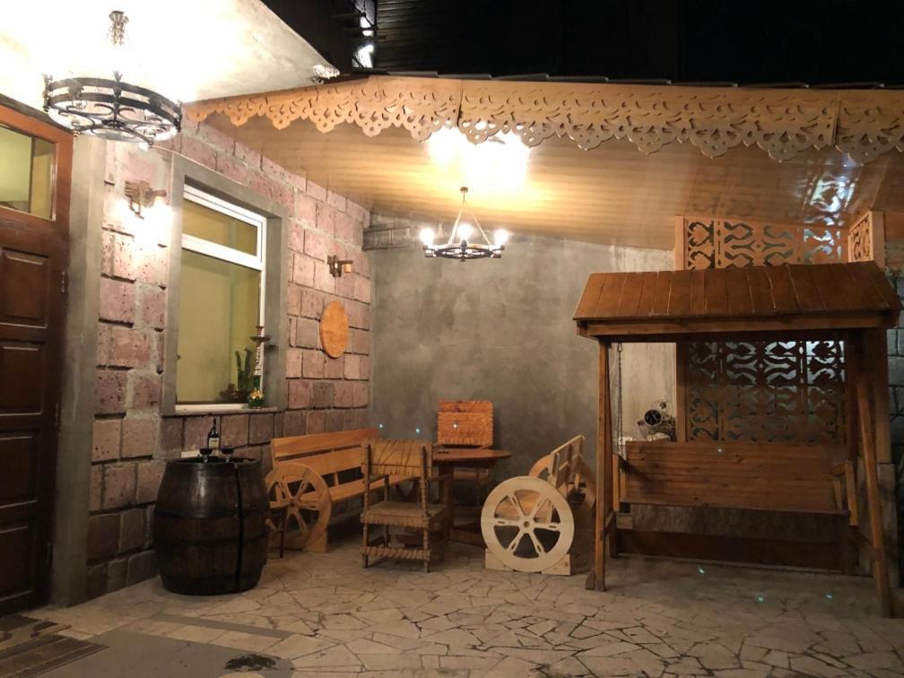 Capsule Hostel In The Old City Of Ереван Екстериор снимка